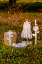 Load image into Gallery viewer, ARTILI DAISY FLOWERS-Διαθέσιμο κατόπιν παραγγελίας

