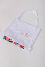 Load image into Gallery viewer, Βαπτιστικό πακέτο με βαλίτσα
