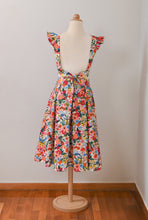 Load image into Gallery viewer, Βαπτιστικό πακέτο με βαλίτσα
