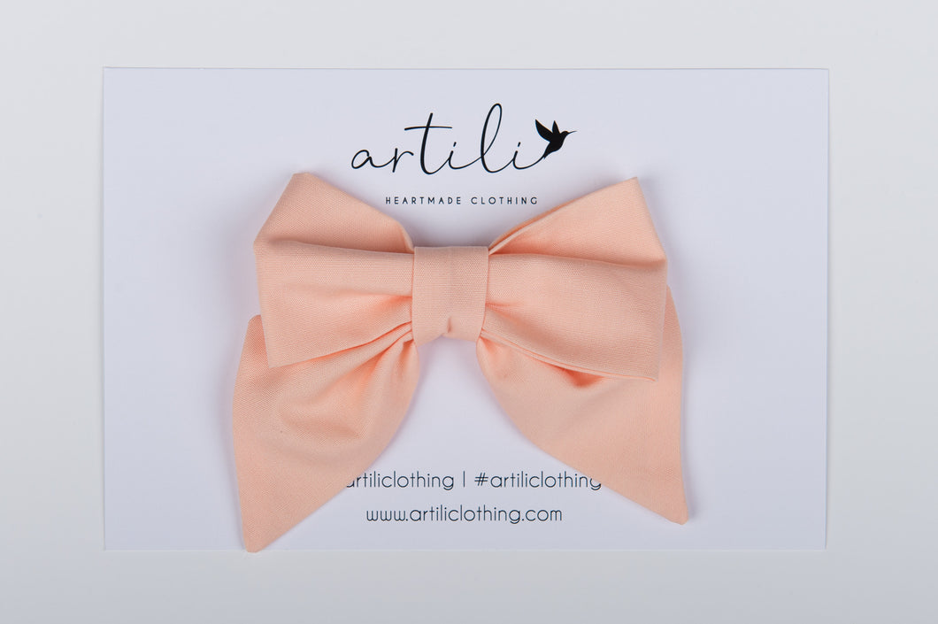 Mighty Bow- Light Peach